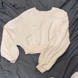 Urban Outfitters Cropped Crewneck Sweatshirt - Cream
